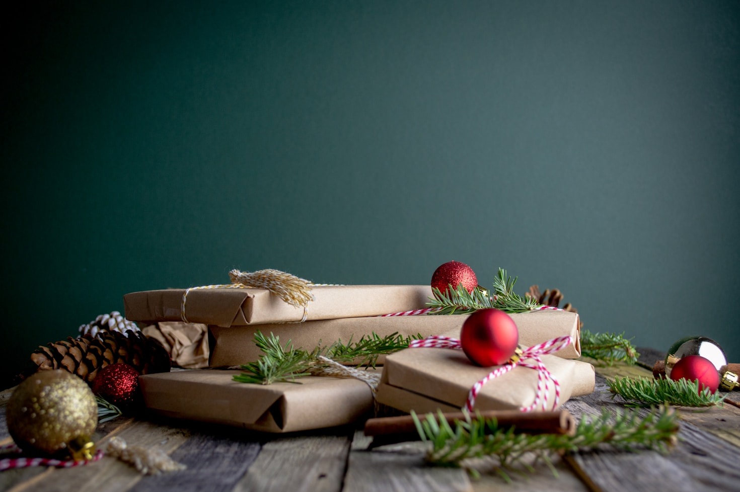 10 kreativa sätt att dekorera ditt hem till jul